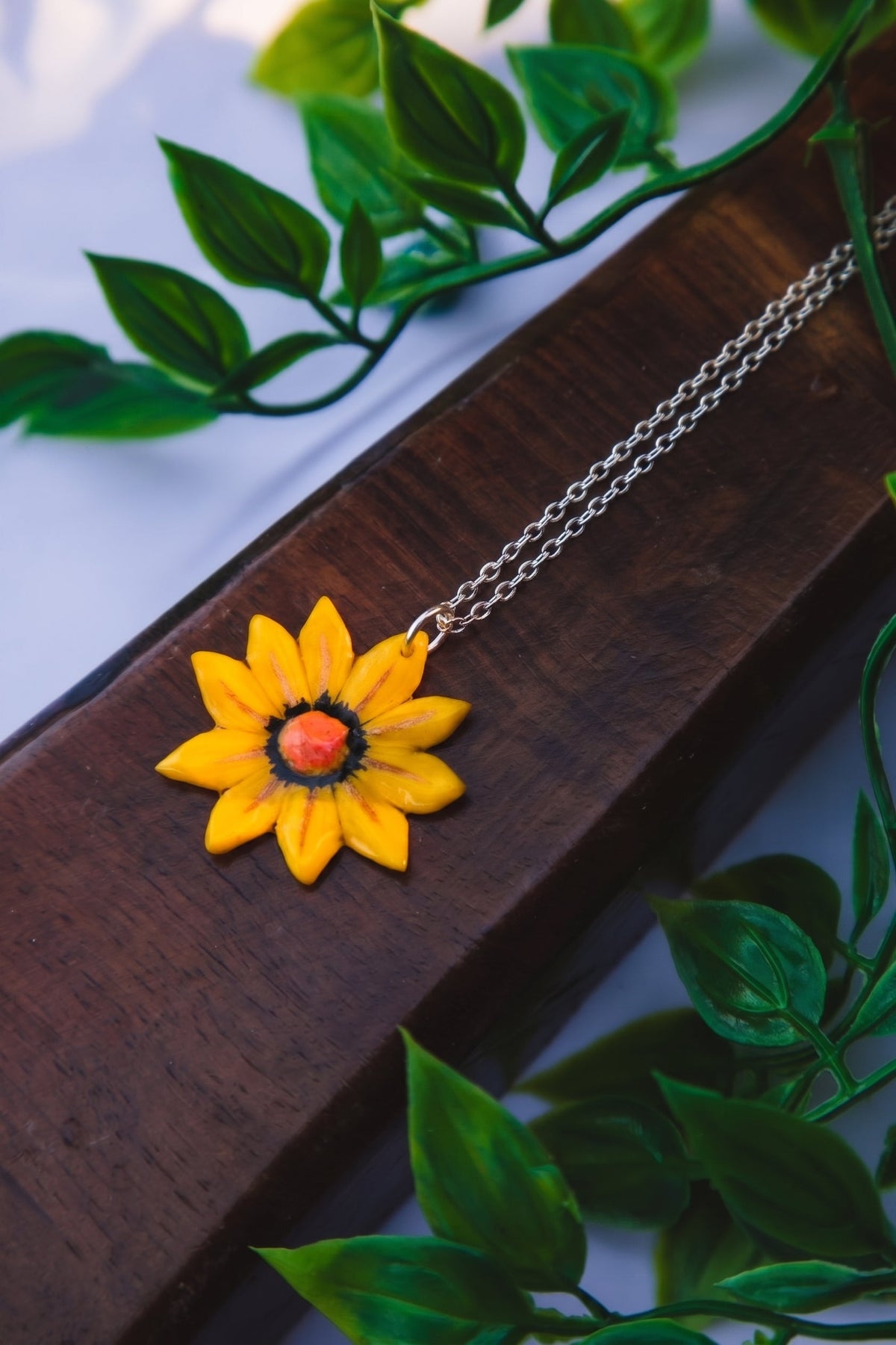 Collier Gasazia – Moyenne argentée